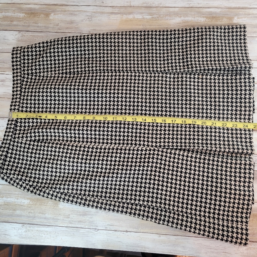 Eddie Bauer Womens Black and Cream Houndstooth A-line Skirt Size 6 - Picture 10 of 14